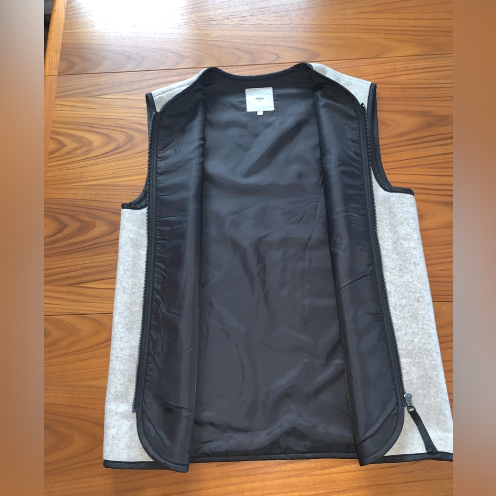 Minimum

Baldu Contrast-Pocket Vest